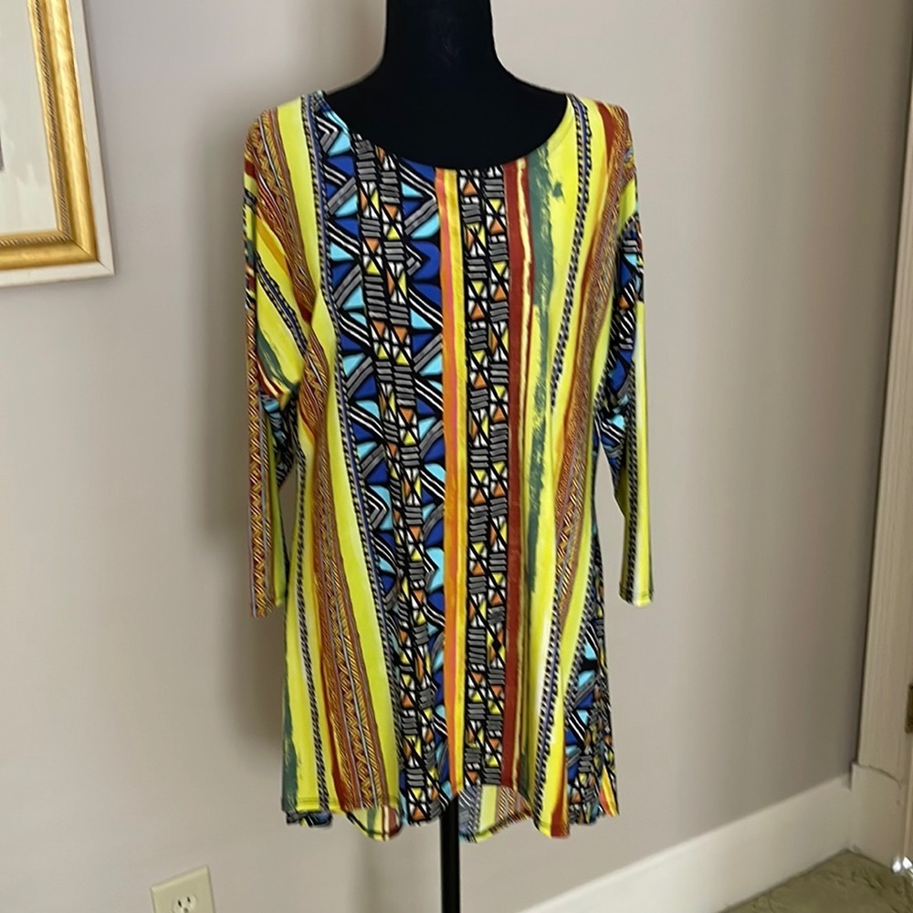 Women’s multi colored top by Azules